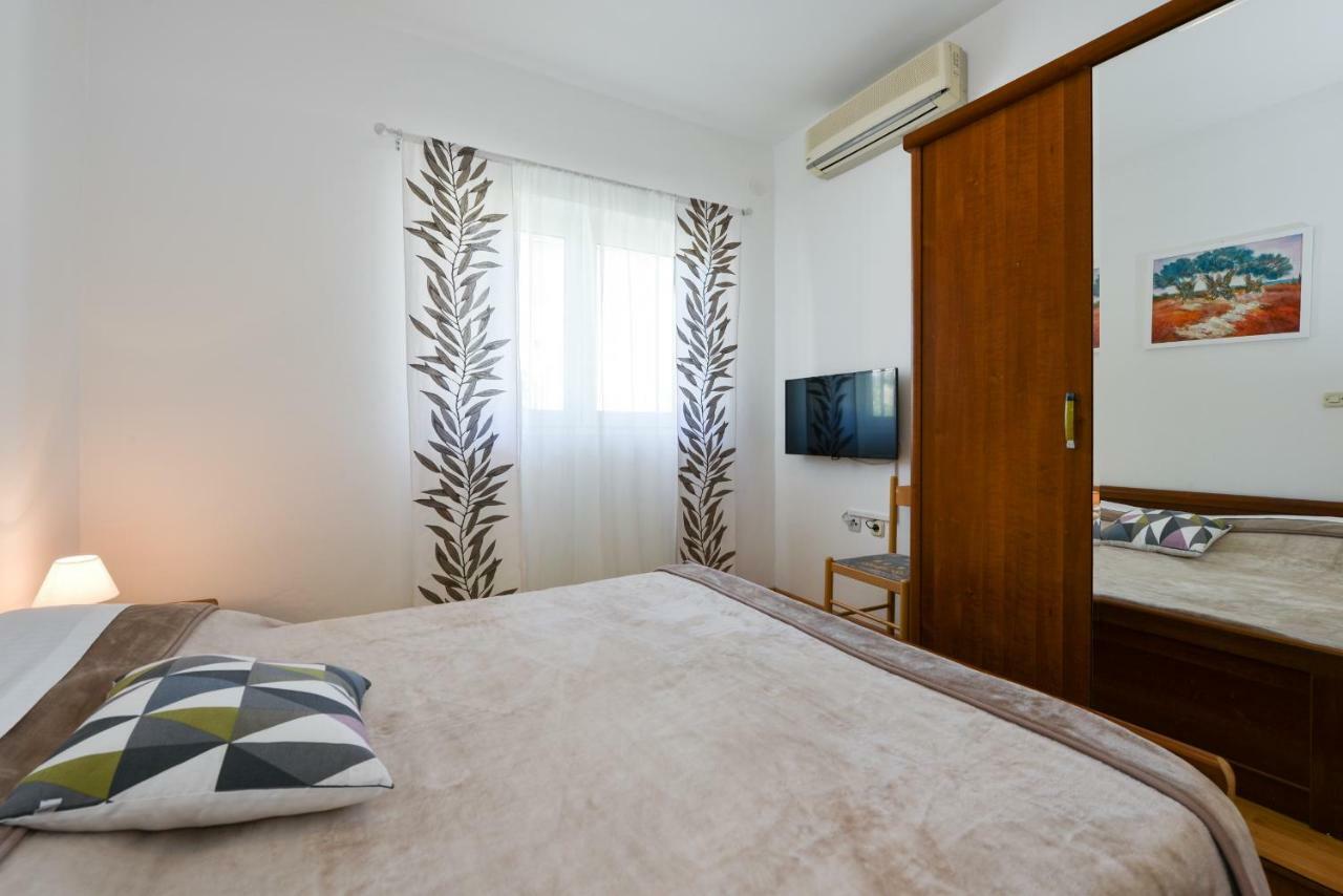 Apartmani Mandic With Parking Zadar Exterior photo